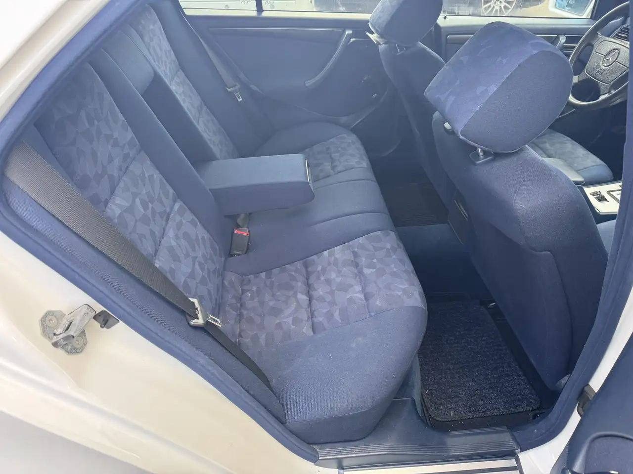 Mercedes-Benz C 180 Sport*AUTOMATIK*TÜV*NEU*LIMOUSINE*KLIMA*, foto 12