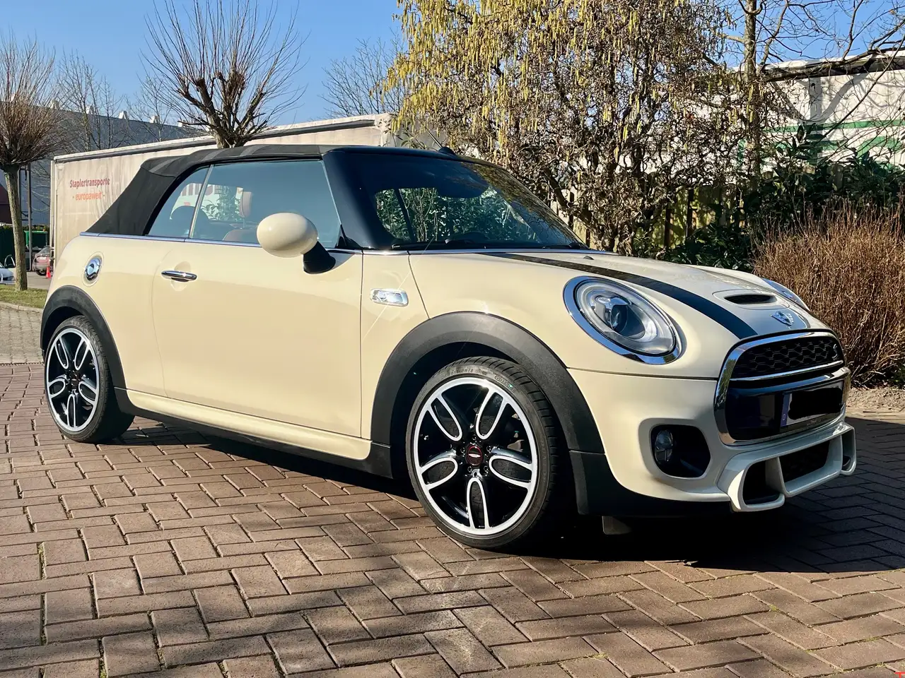 MINI John Cooper Works Cabrio