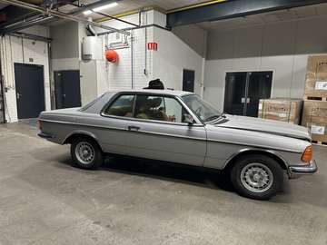 280CE W123