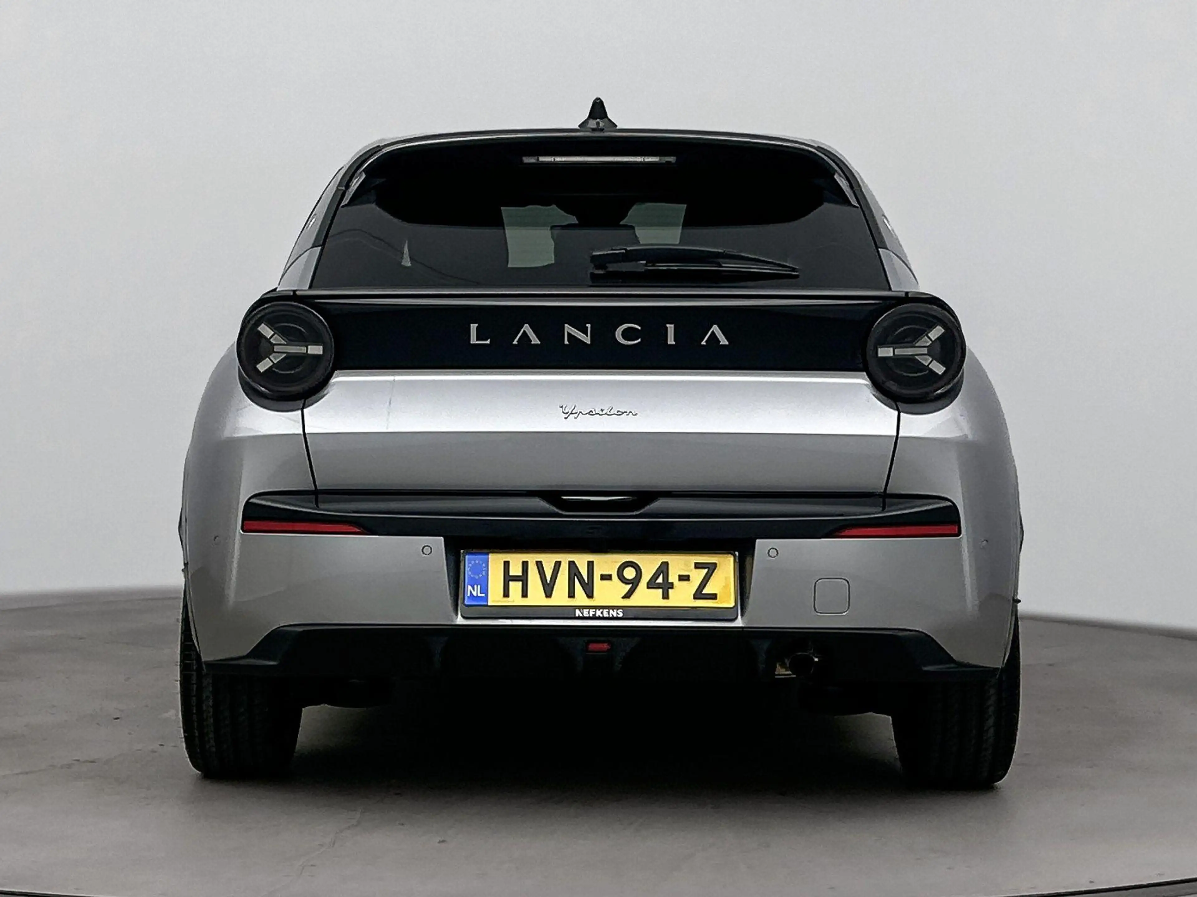Lancia Ypsilon 1.2 Turbo Hybrid LX | Per Mnd vanaf € 399,- privat — photo 6