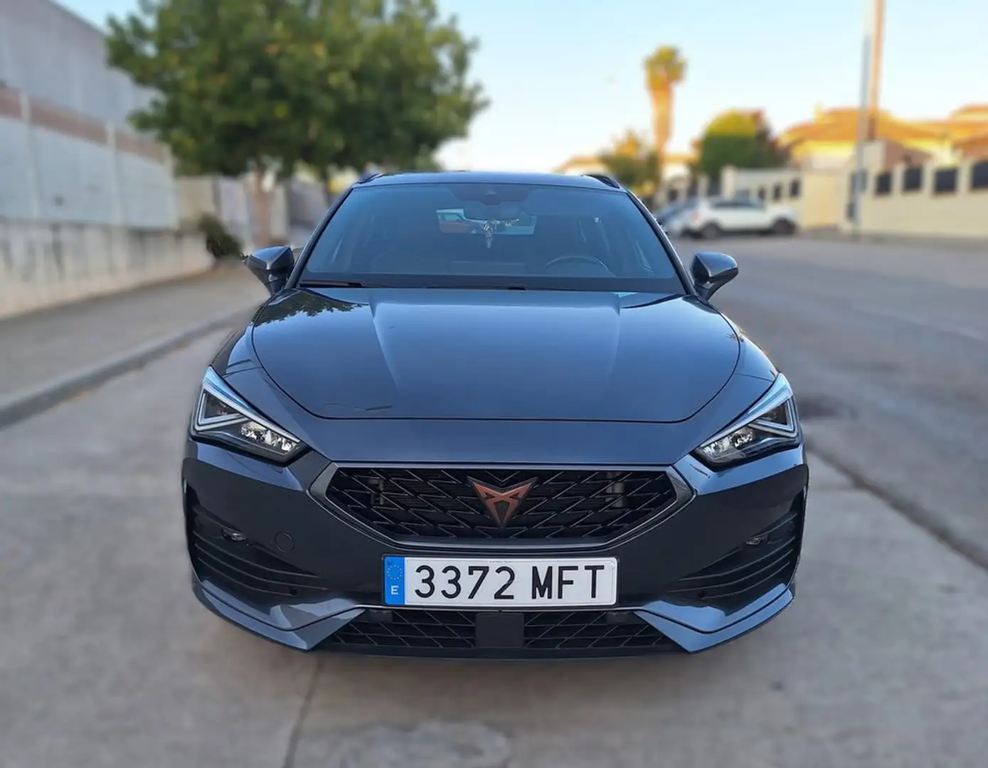 CUPRA SP 2.0 TSI 140kW (190CV) DSG Gris - 2