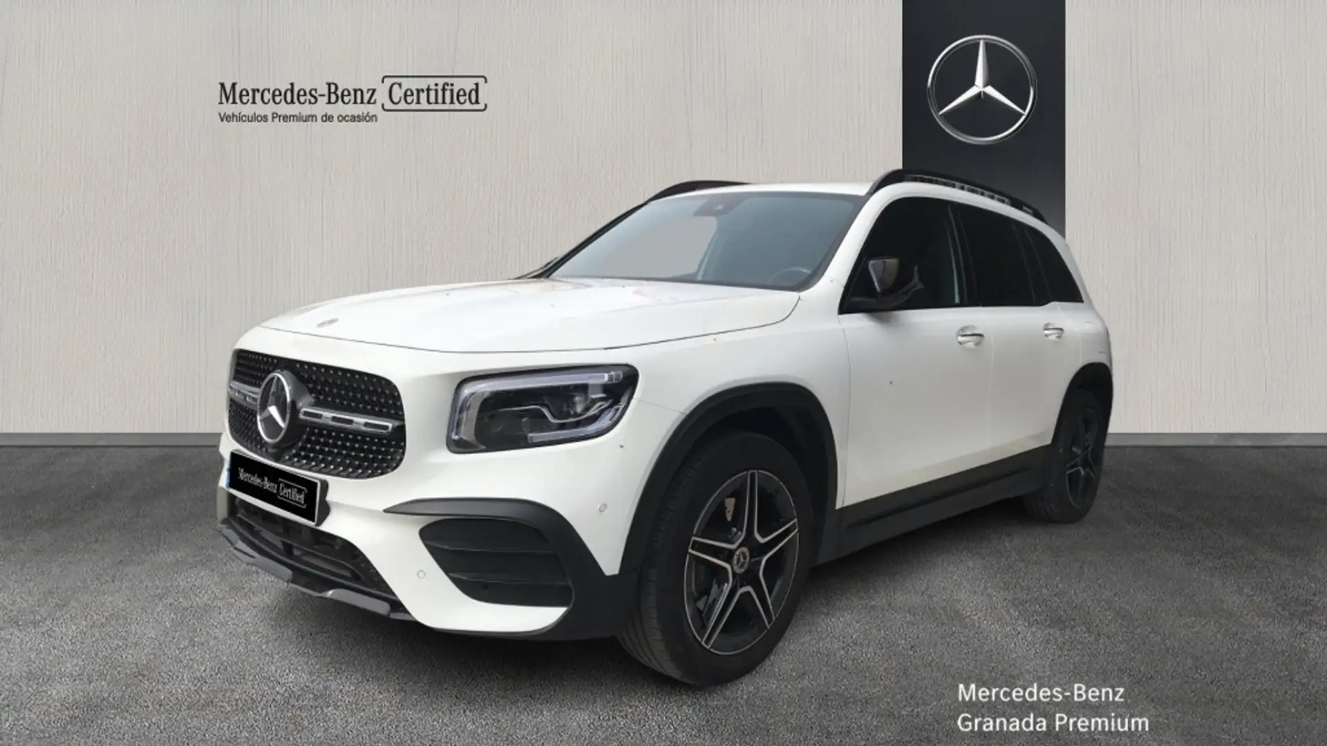 Mercedes-Benz GLB 200 -CLASS D AMG LINE Blanco - 1