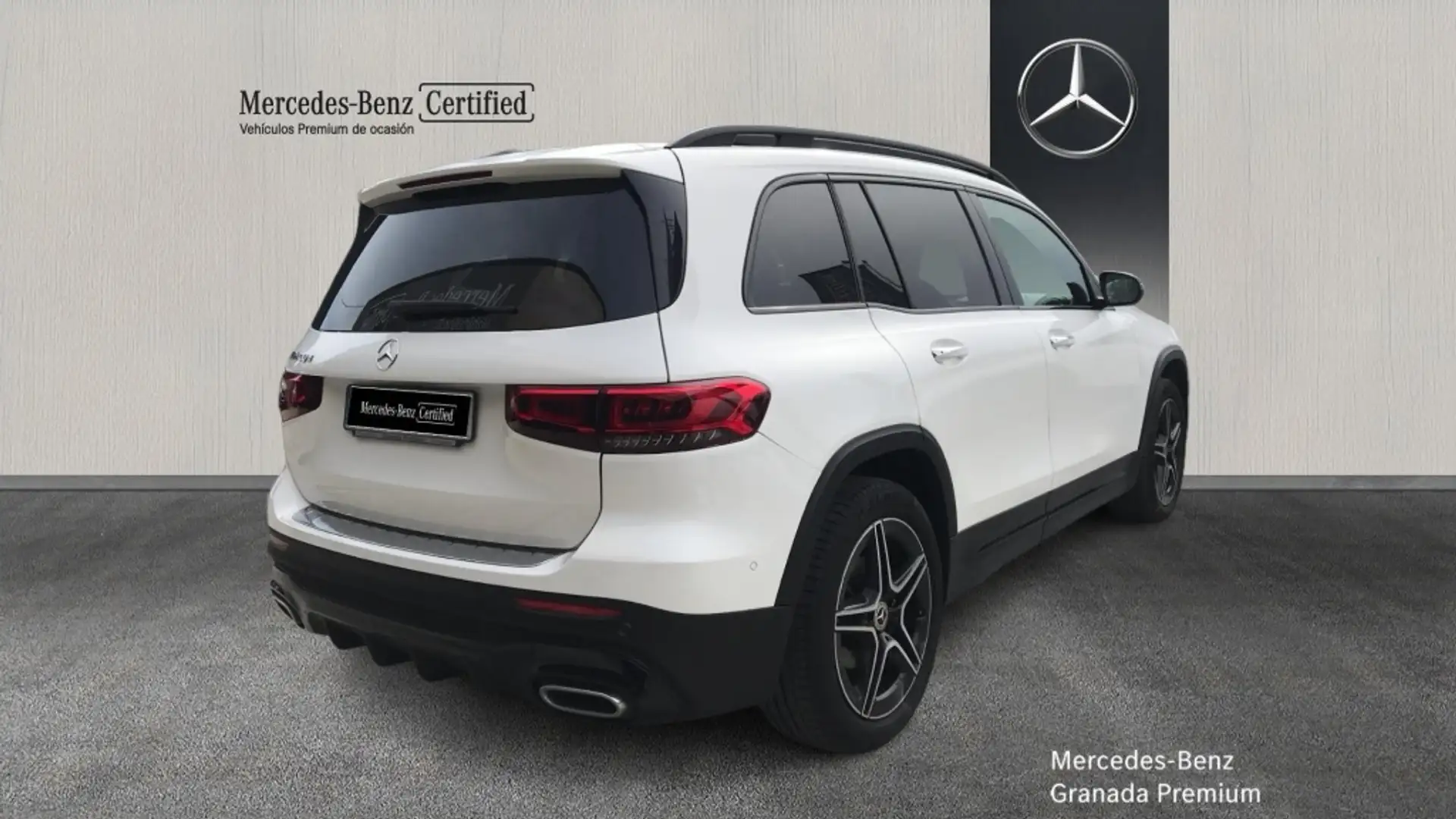 Mercedes-Benz GLB 200 -CLASS D AMG LINE Blanco - 2