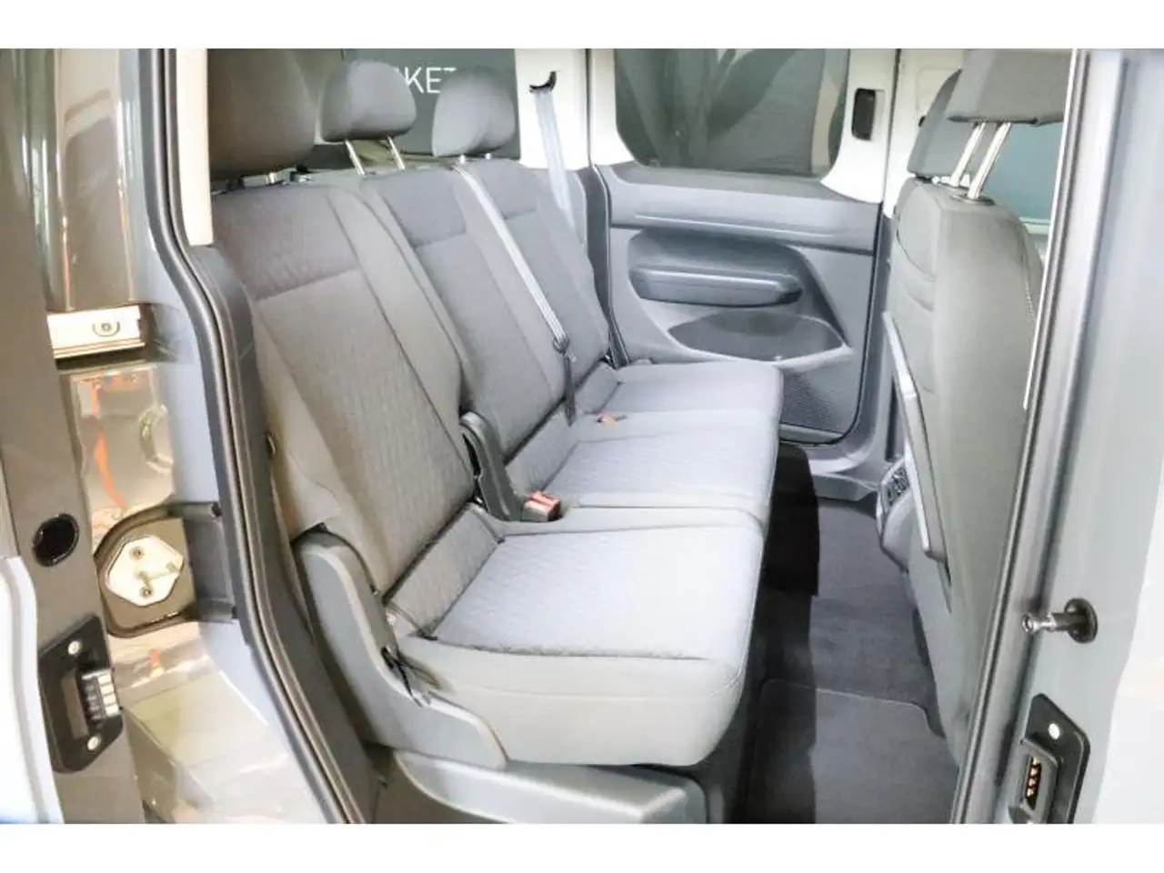 Volkswagen Caddy V Life 9