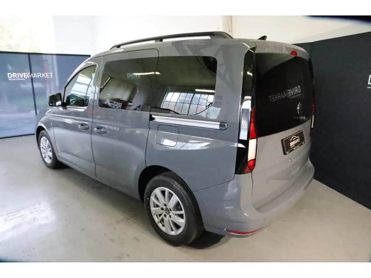 Volkswagen Caddy V Life 22