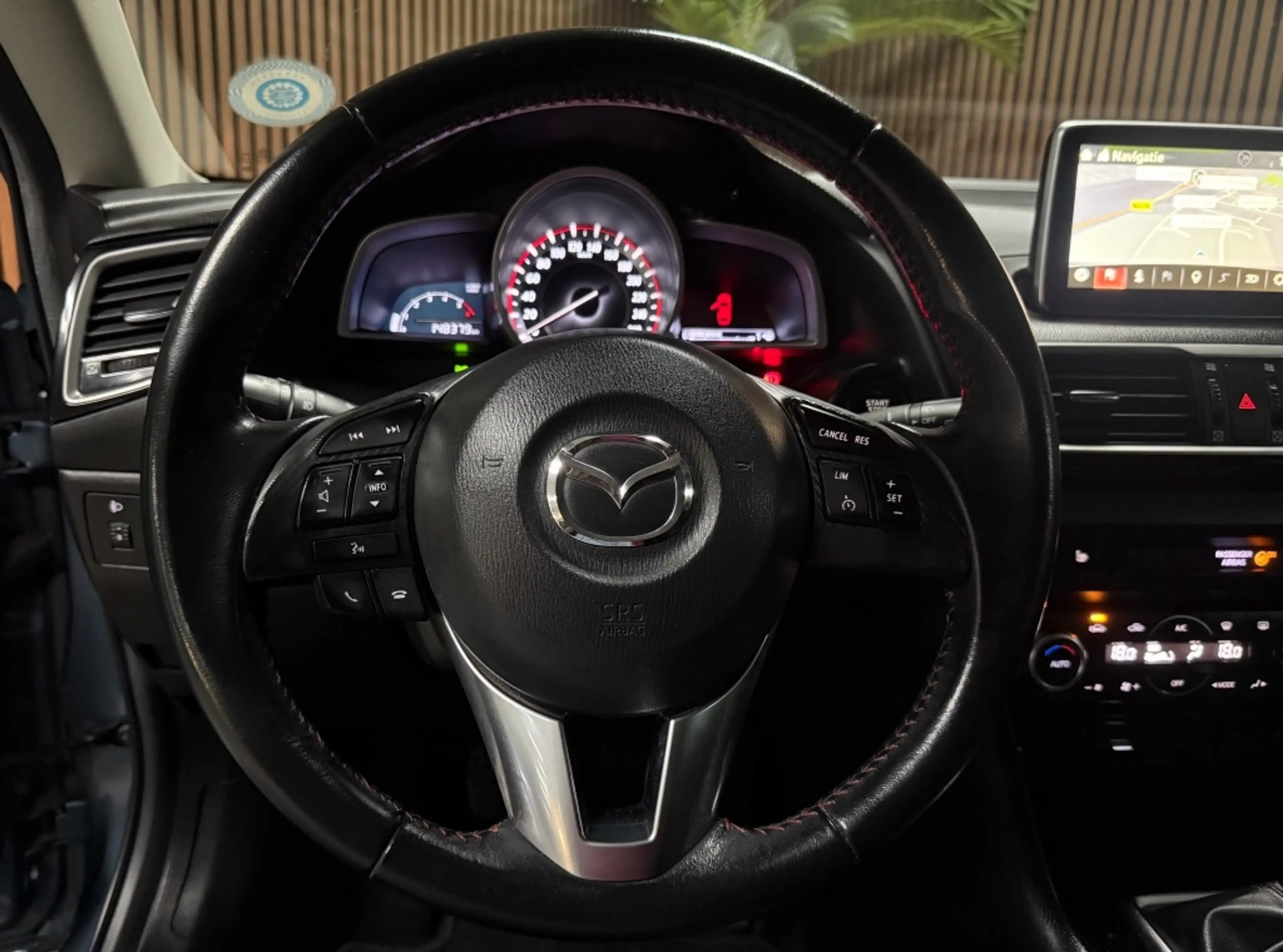 Mazda 3 1.5D Skylease — photo 10