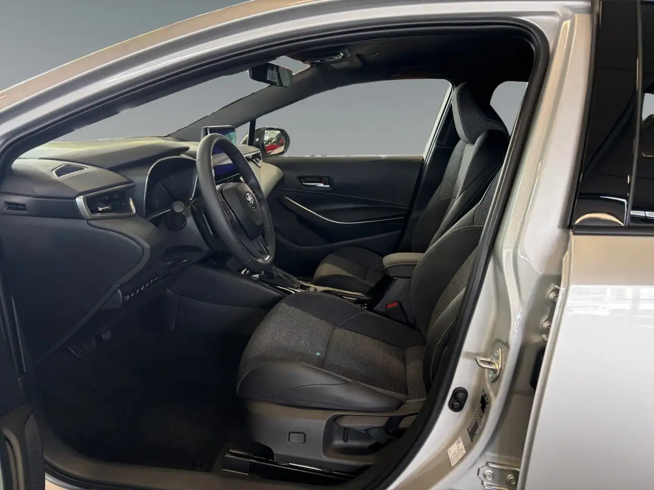 Toyota Corolla Touring Sport 2.0 Hybrid Teamplayer NEU 10