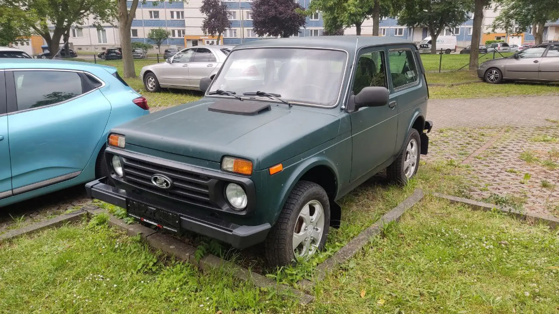 Lada Niva 1.7i Only - 1