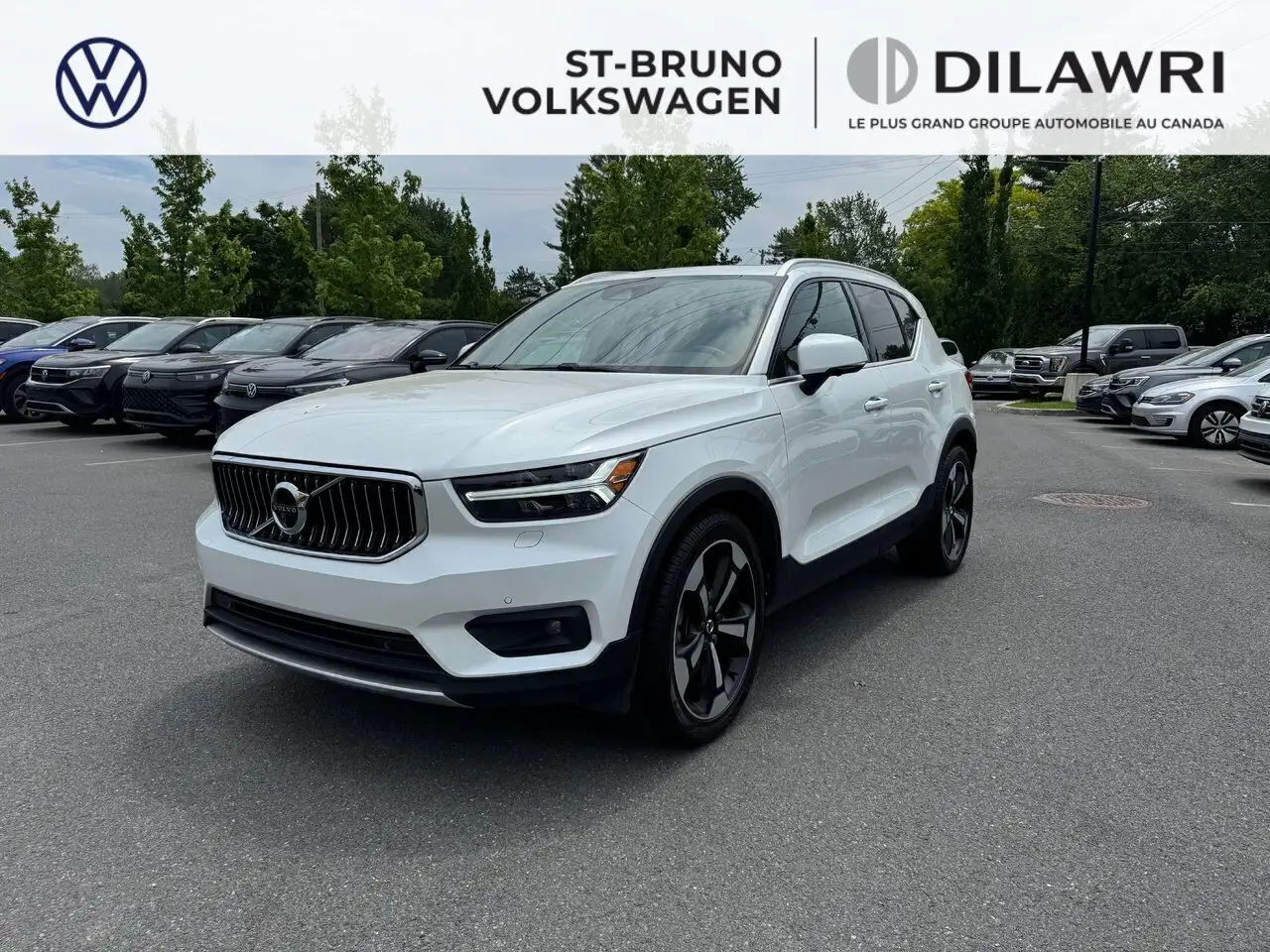 Volvo XC40 photo Volvo XC40