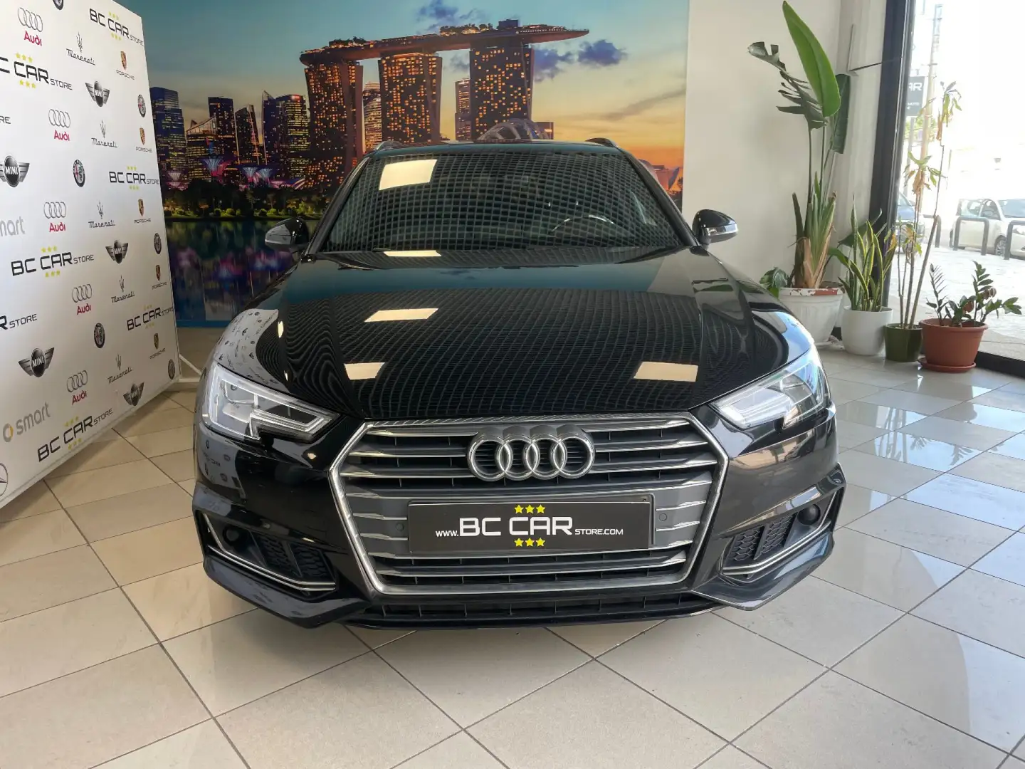Audi A4 Avant 35 TDI S tronic S LINE *MATRIX Nero - 2