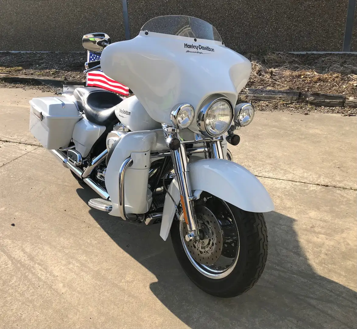 Harley-Davidson Electra Glide Blanc - 2