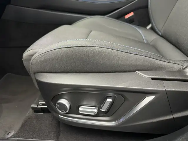 Lynk & Co 01 view 10