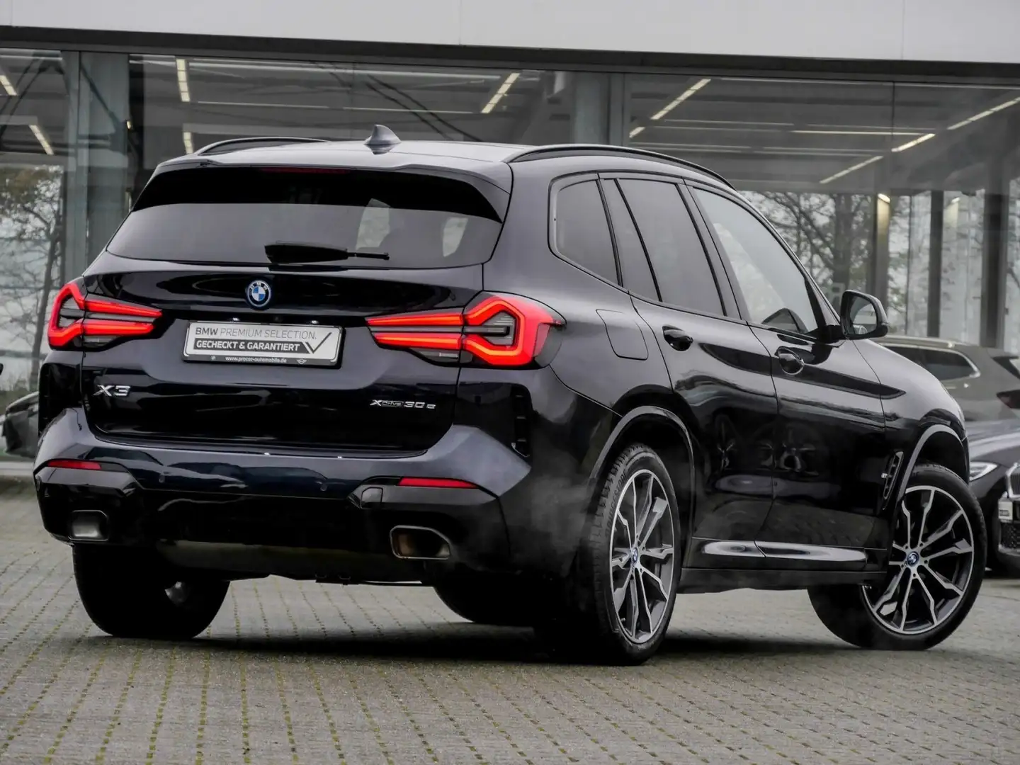 BMW X3 xDrive30e M SPORT+ACC+PANO+HuD+DA+360°+HiFi Noir - 2