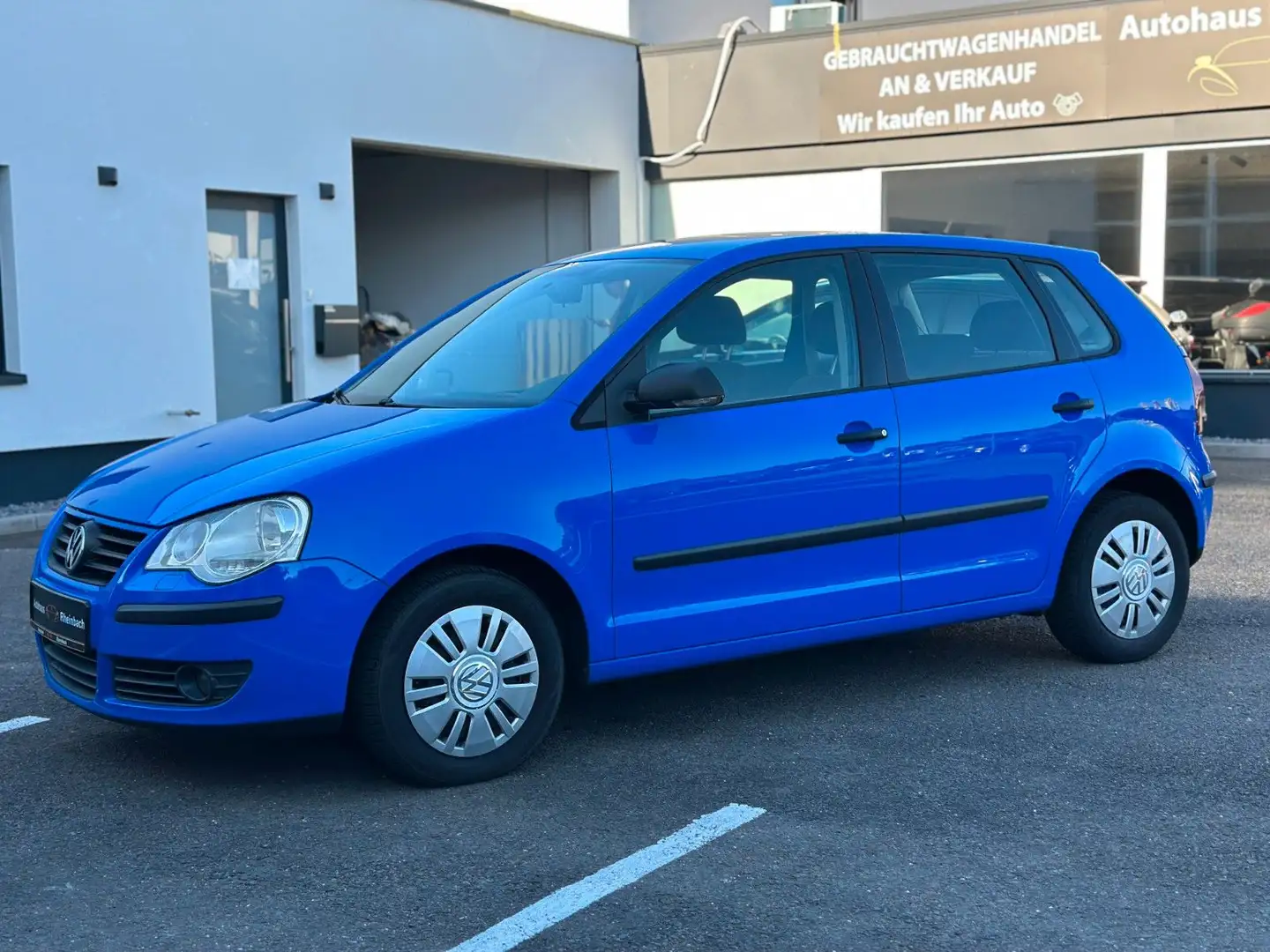 Volkswagen Polo IV Trendline HU NEU/KLIMA/SERVO/5 TÜRIG Blau - 2