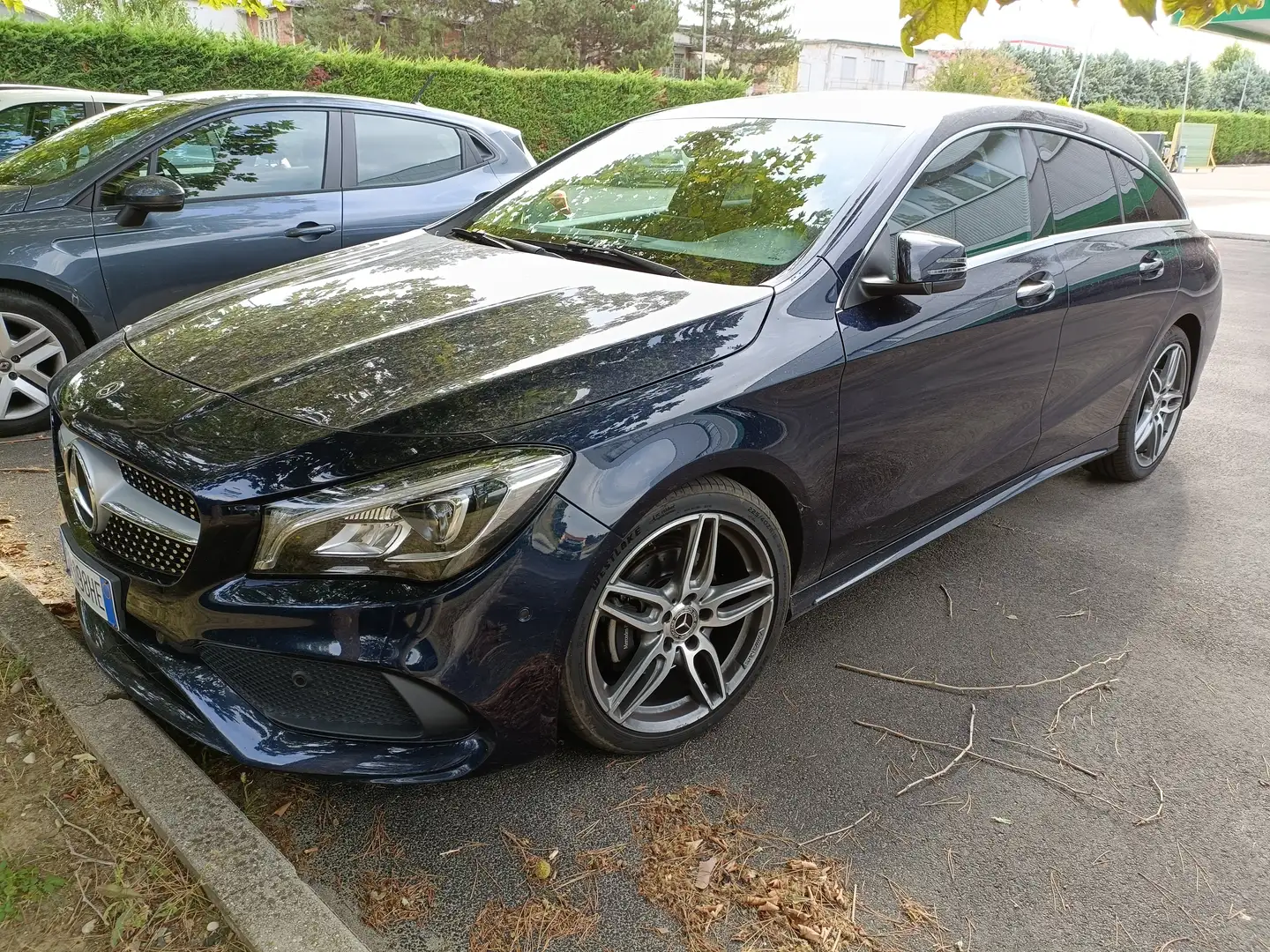 Mercedes-Benz CLA 200 AMG Line Blu/Azzurro - 2