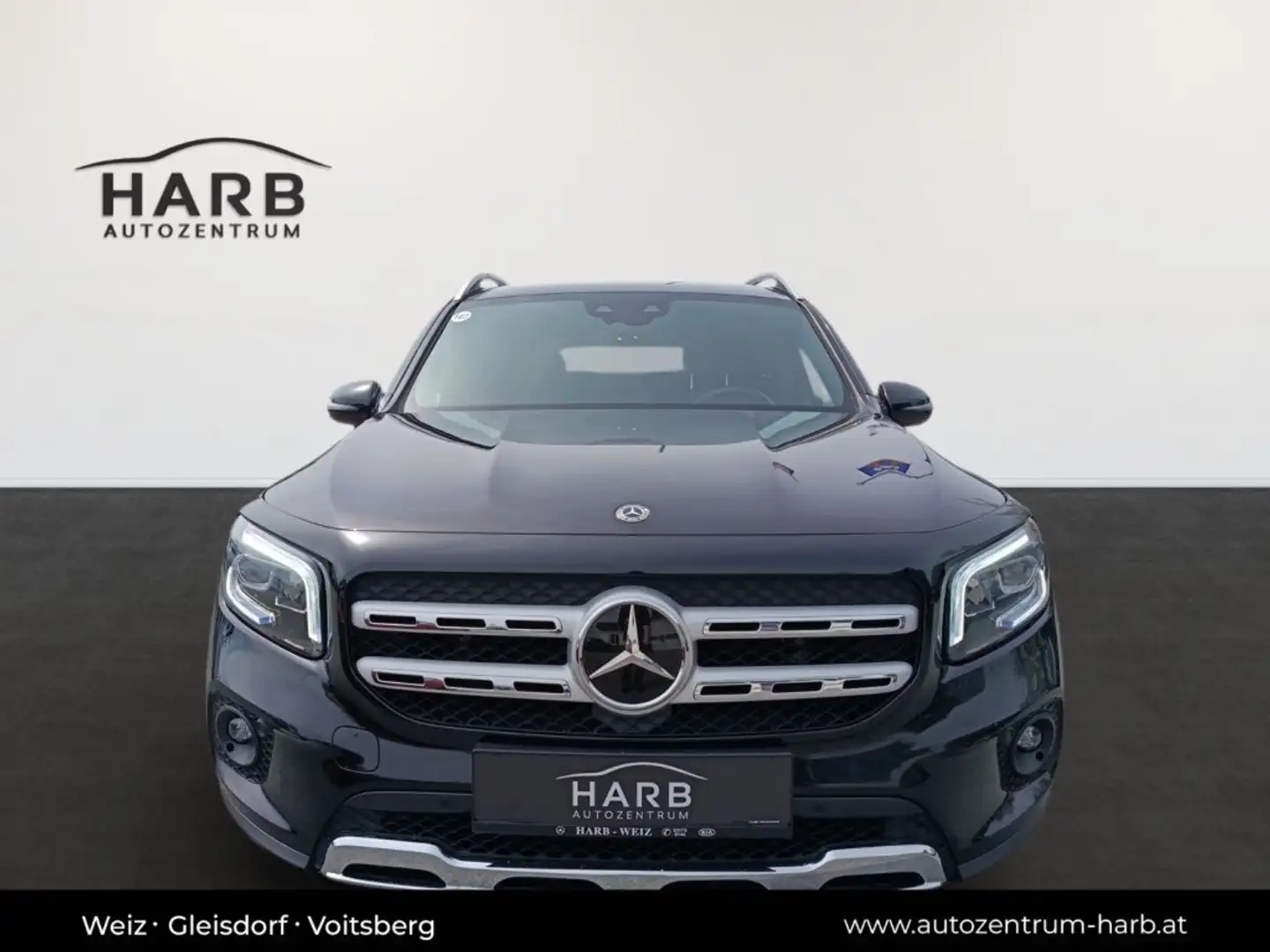 Mercedes-Benz GLB 200 d Schwarz - 2