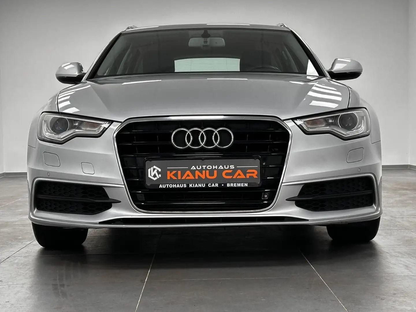 Audi A6 Avant 2.0 TDI.S-LINE.AHK.NAVI.PDC.SHZ.XENON srebrna - 2