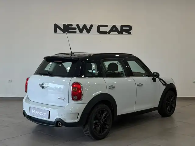 Mini Countryman view 7