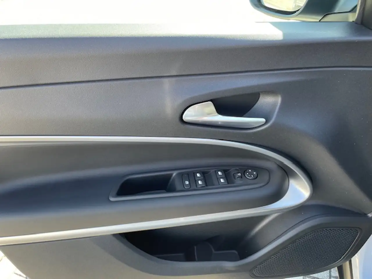 Jeep Avenger 1.2 Turbo e-hybrid Summit 110CV EDCT6 PREZZO REALE 9