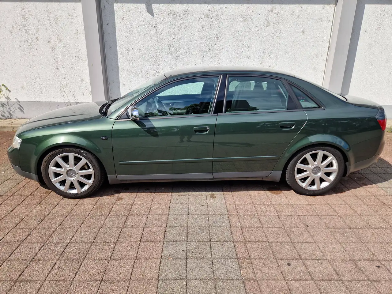 Audi A4 B6 2.0-16V Limousine Lorbeergrün Metallic, foto 2