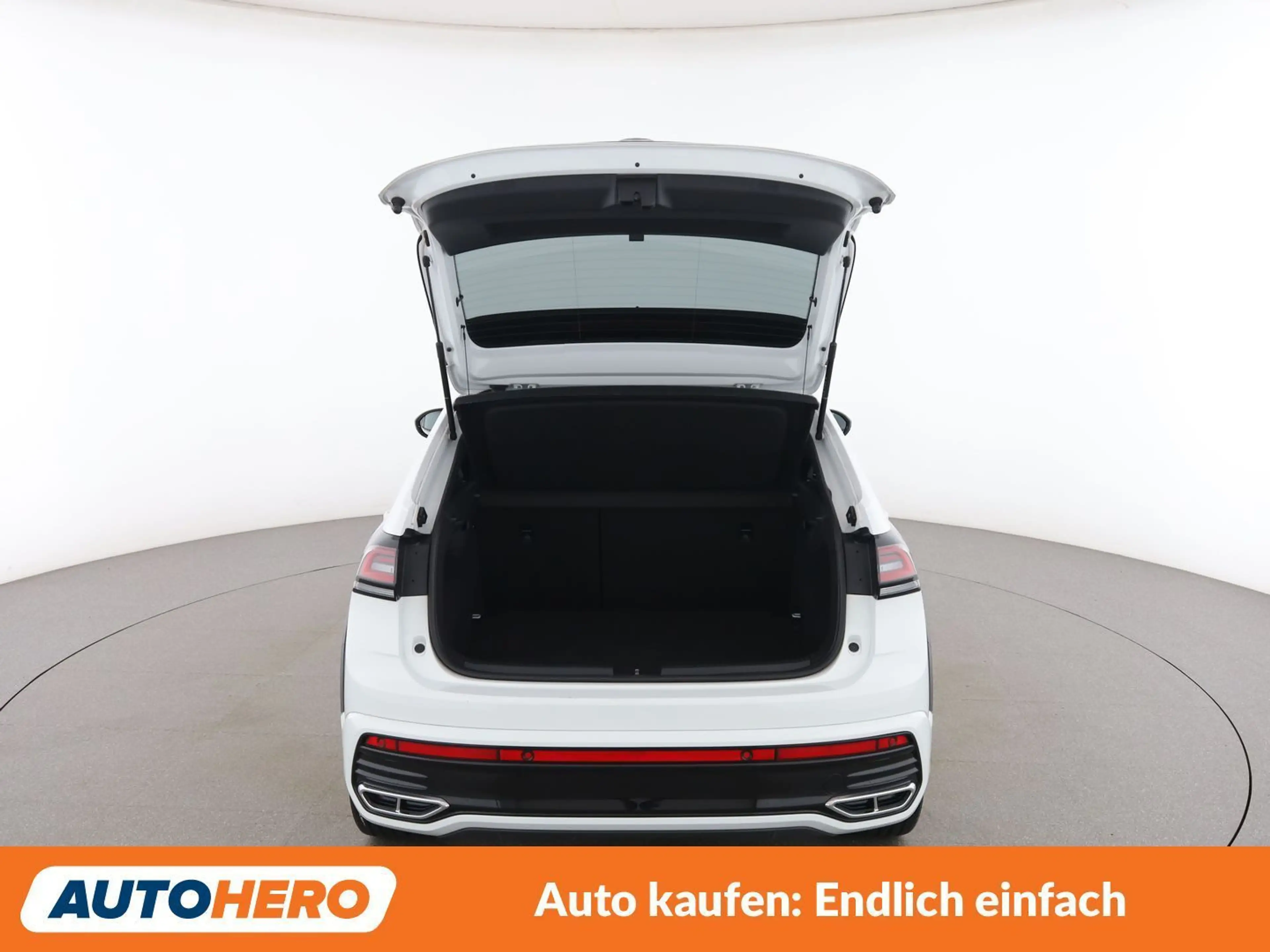 Volkswagen Taigo 1.0 TSI R-Line — photo 16