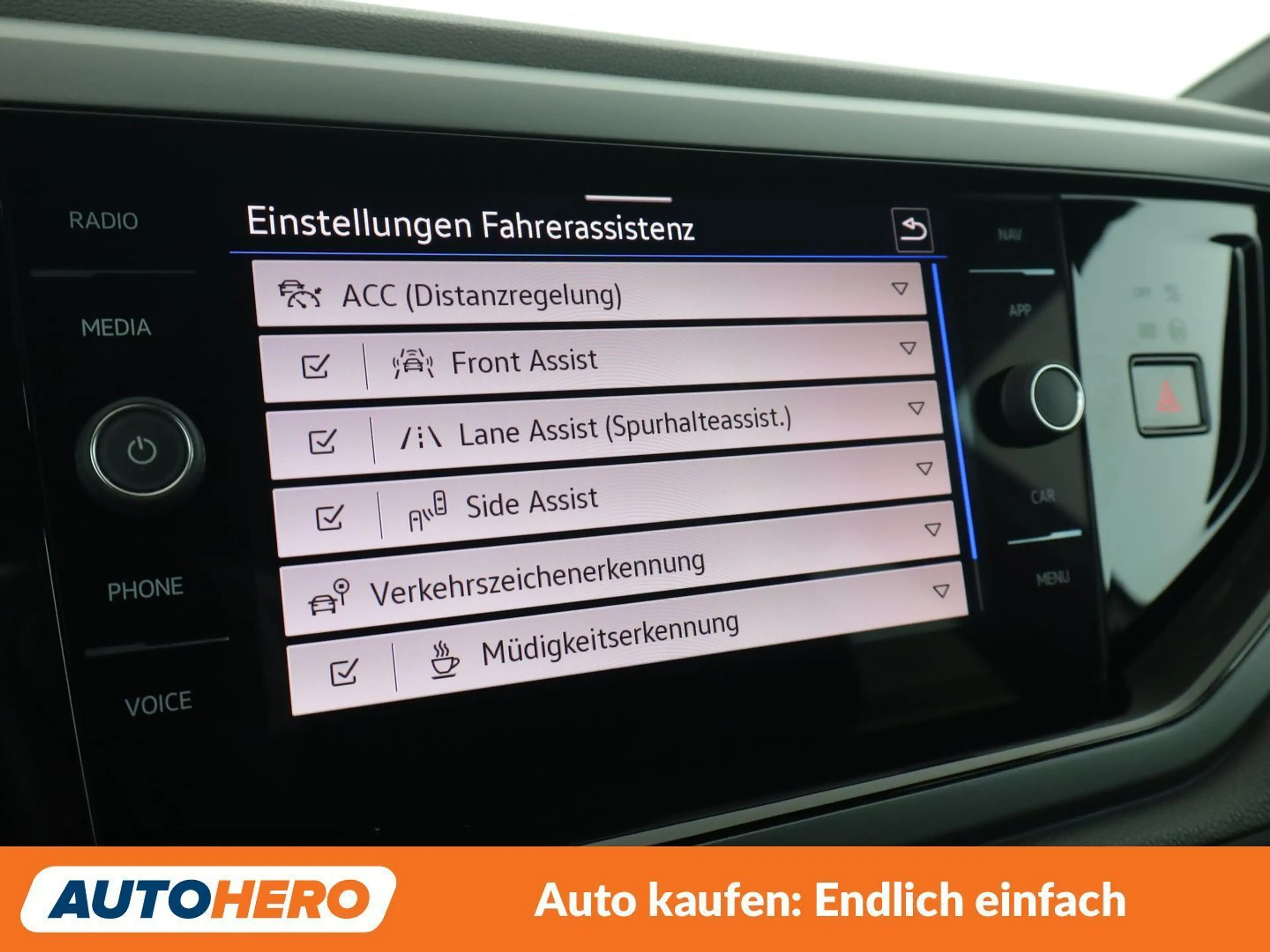 Volkswagen Taigo 1.0 TSI R-Line — photo 23