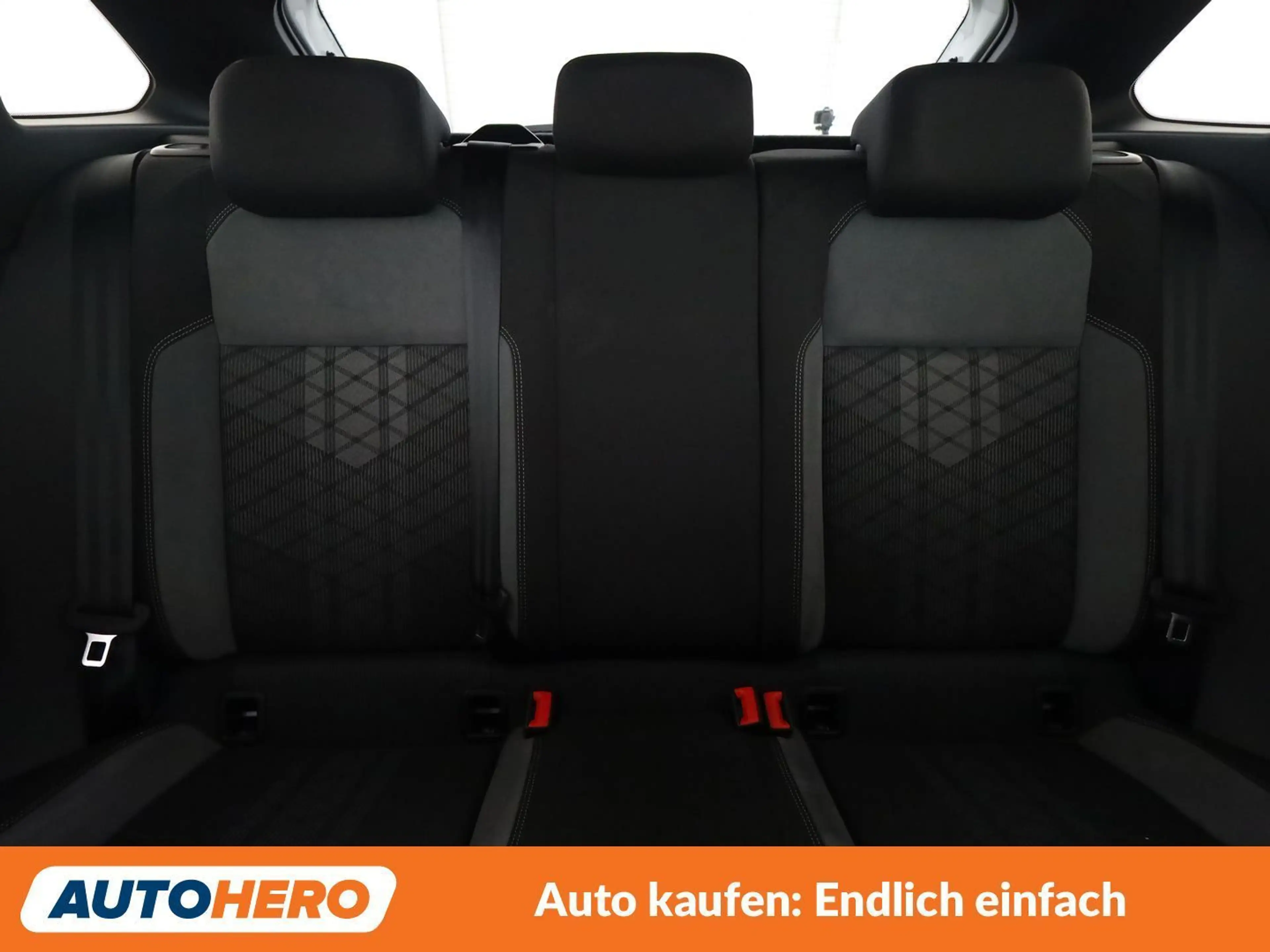 Volkswagen Taigo 1.0 TSI R-Line — photo 15