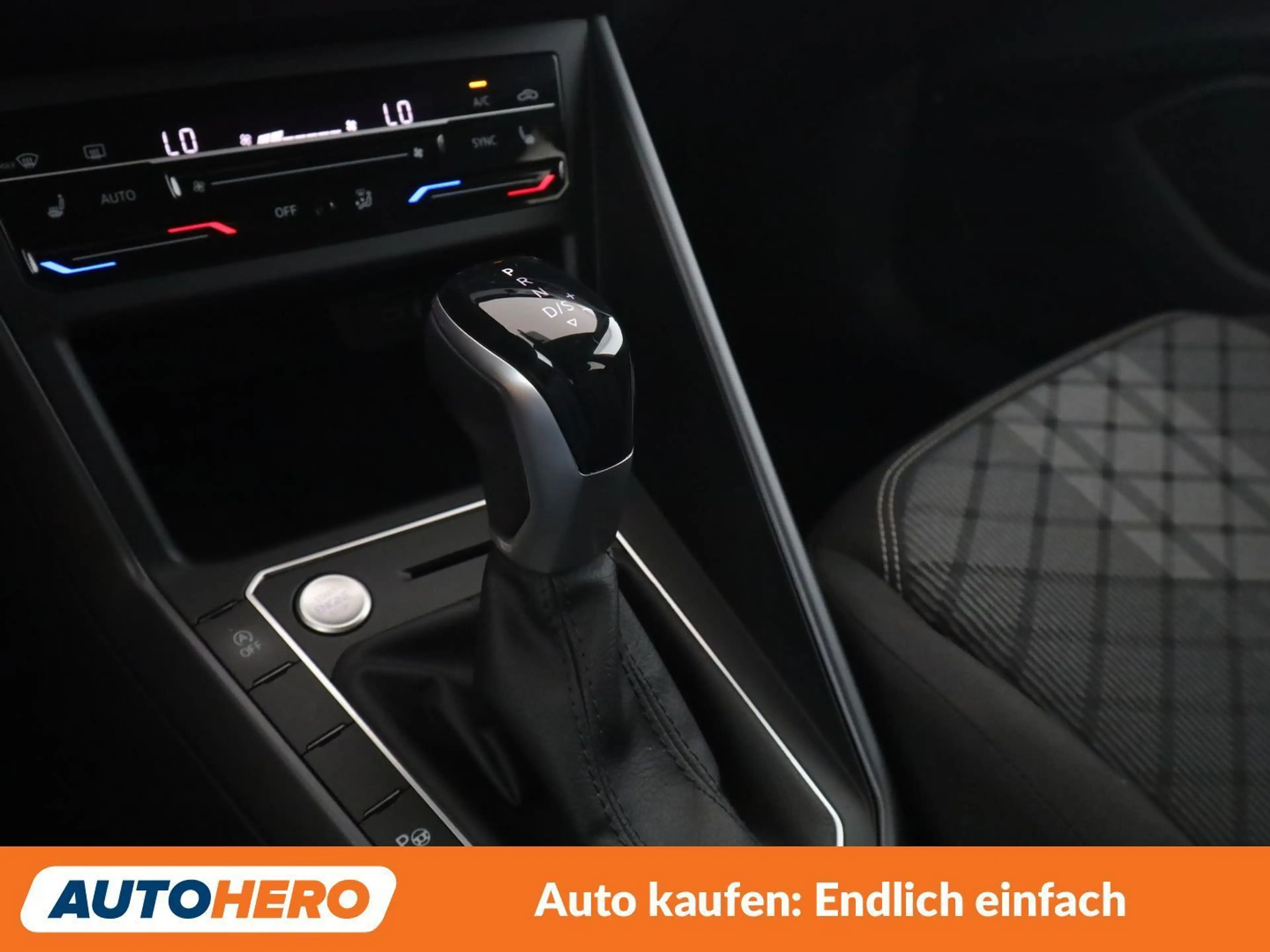 Volkswagen Taigo 1.0 TSI R-Line — photo 27