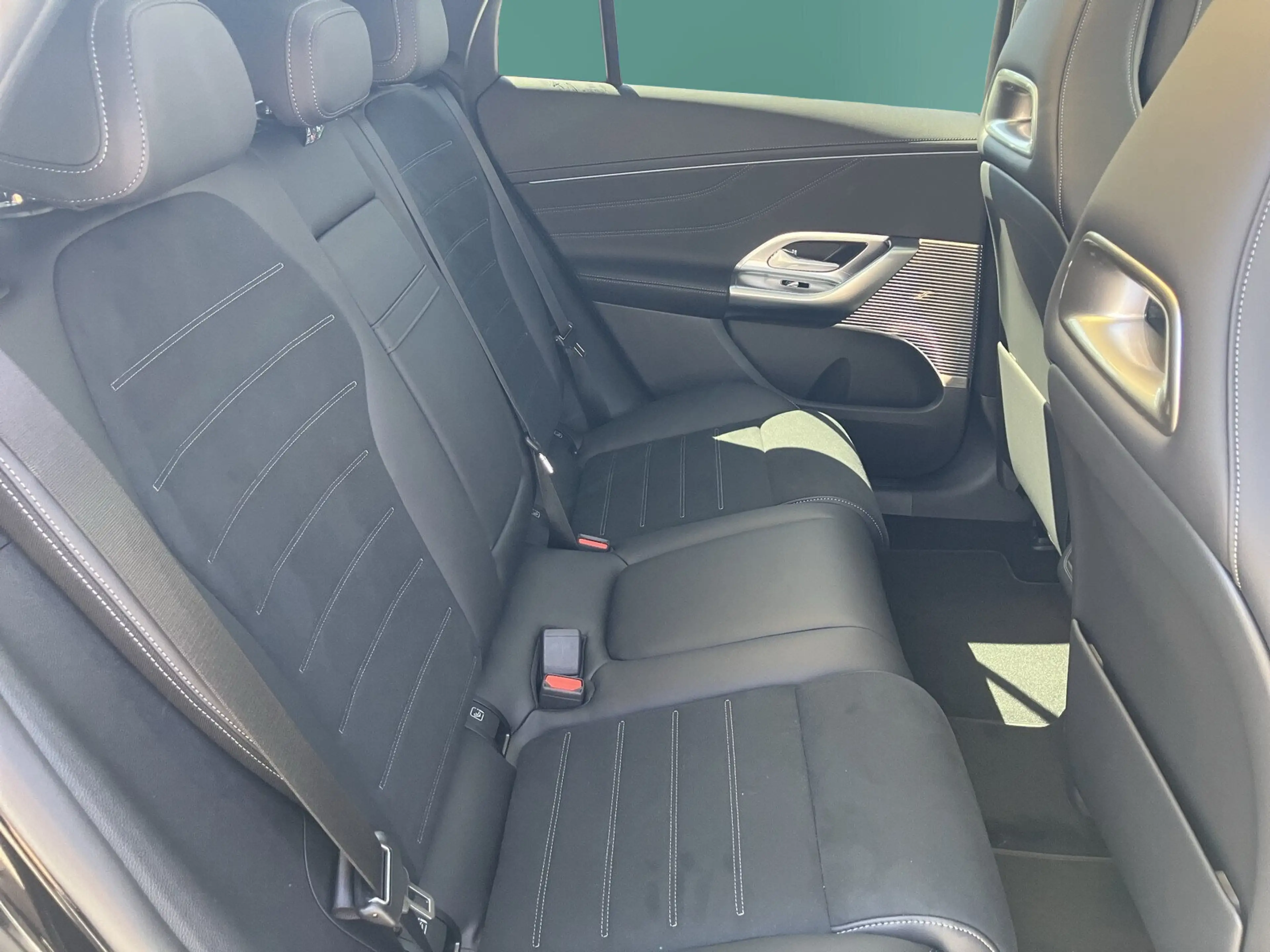 Mercedes-Benz GLC 400 GLC 400 4MATIC elektrisch  AMG Line Navi/Distronic — photo 12