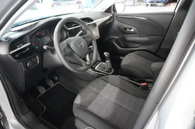 Opel Corsa view 13