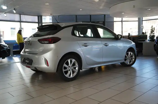 Opel Corsa view 9