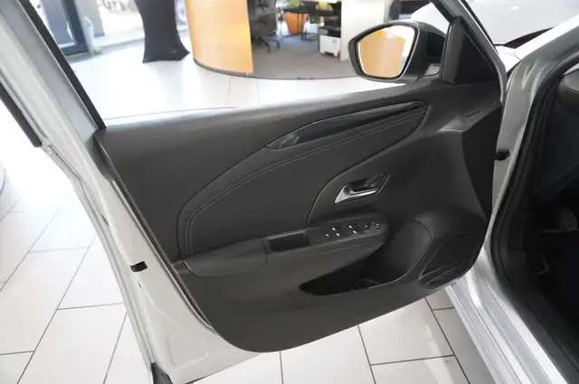 Opel Corsa view 15