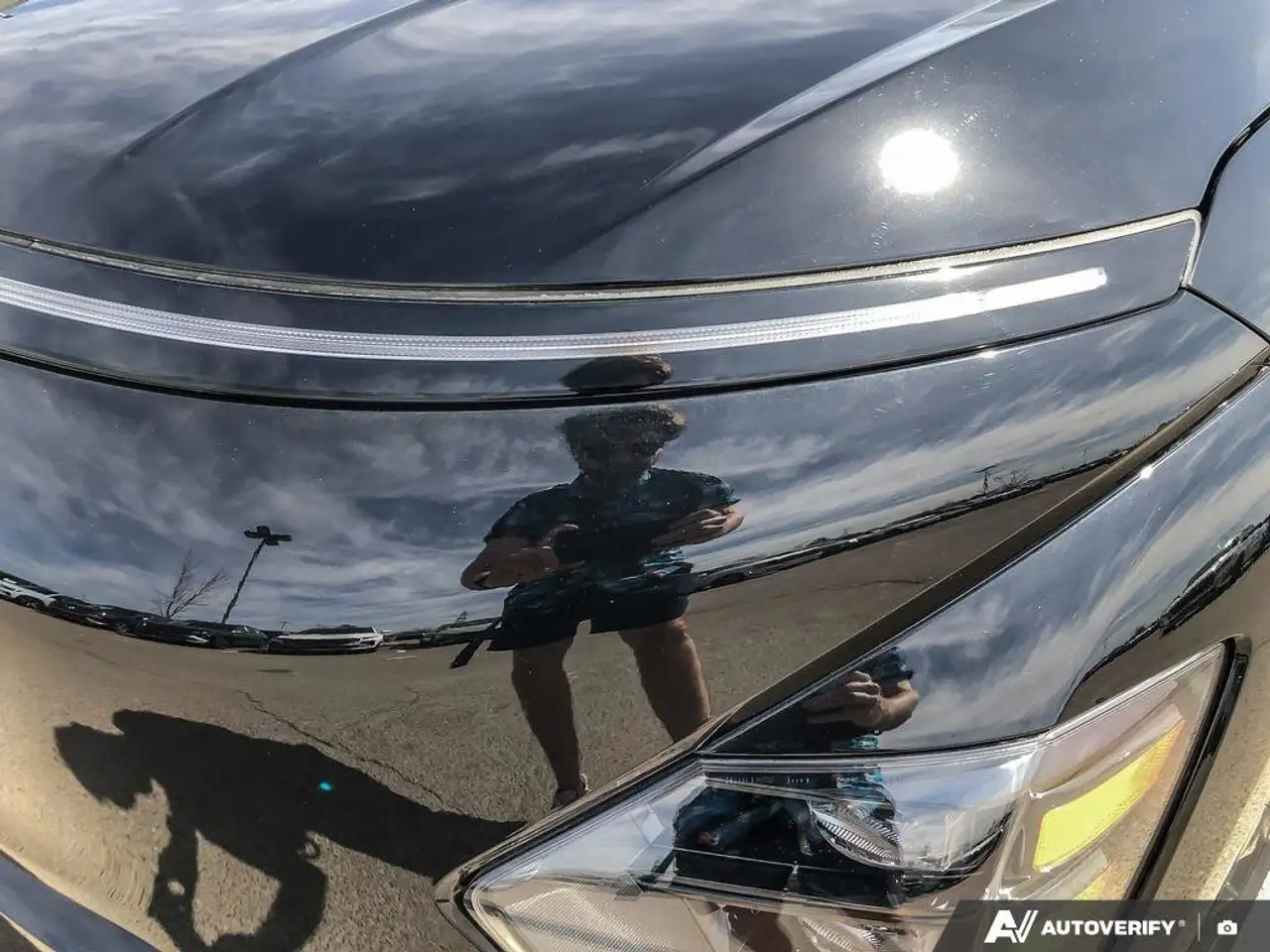 Hyundai KONA снимка Hyundai KONA