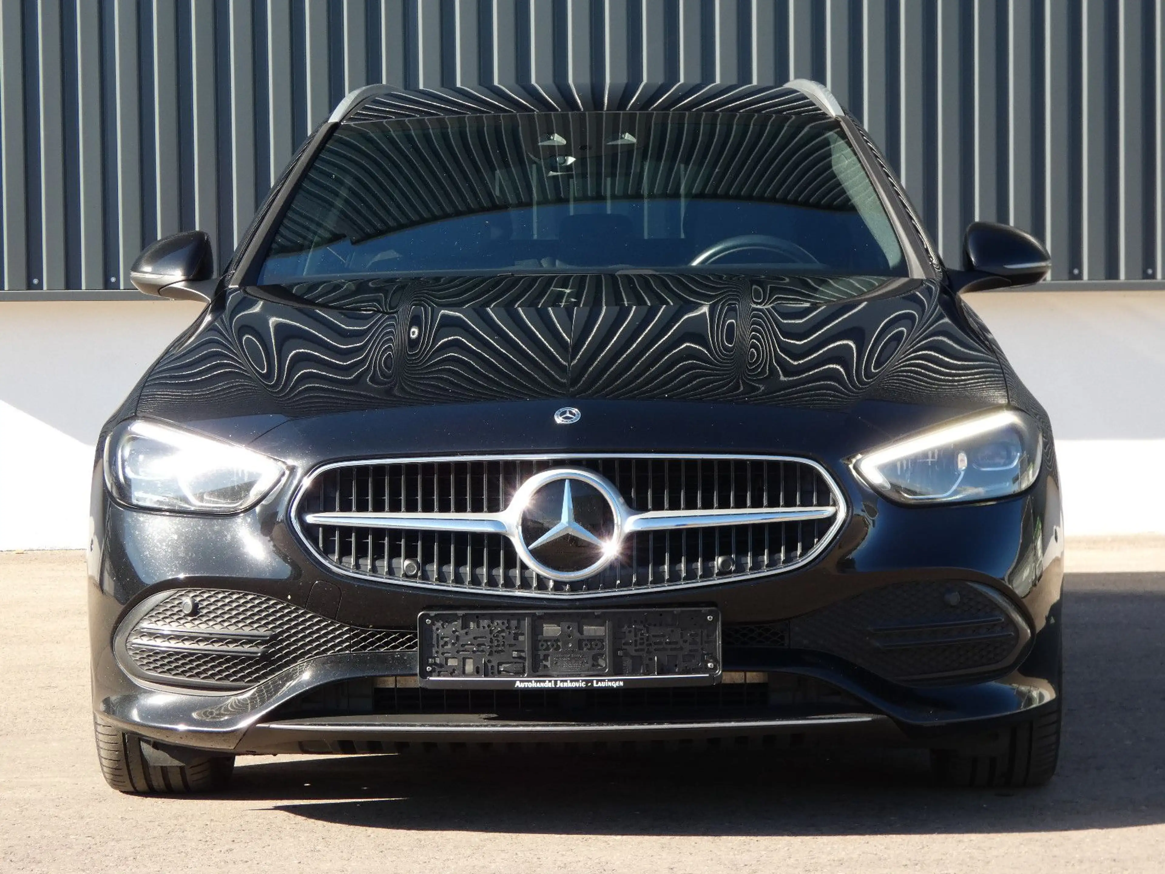 Mercedes-Benz C 300 d T Avantgarde LED Navi Distronic HiFi 18" — photo 26