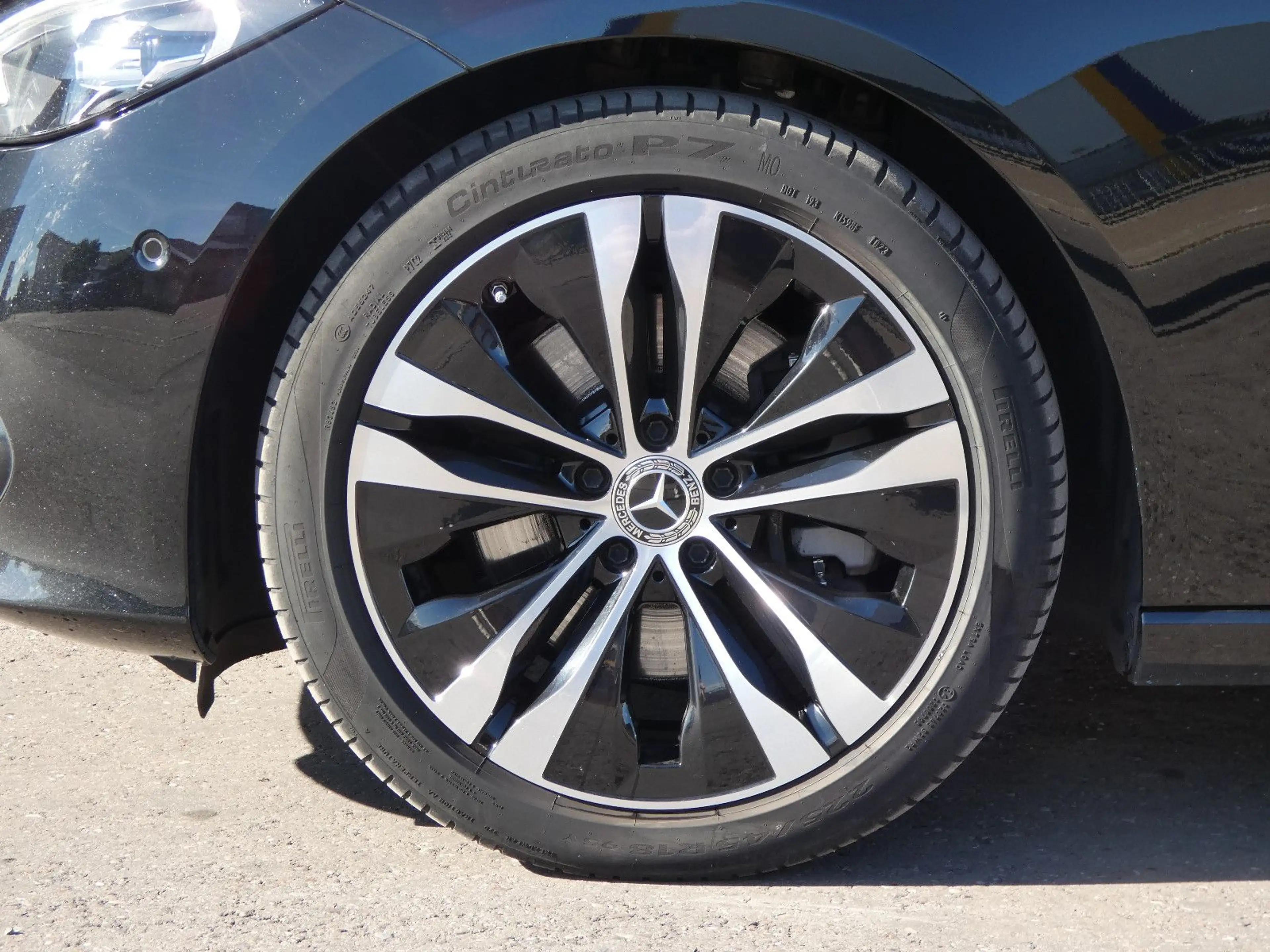 Mercedes-Benz C 300 d T Avantgarde LED Navi Distronic HiFi 18" — photo 25