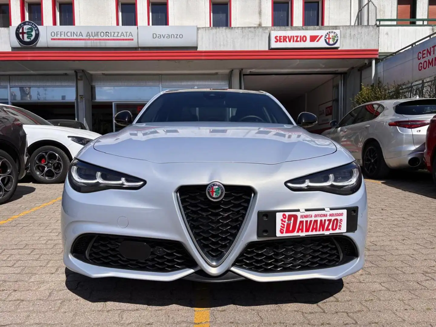 Alfa Romeo Giulia 2.0 Turbo 280 CV AT8 AWD Q4 Ti Bianco - 2