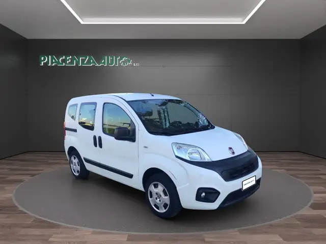 Fiat Qubo 1.4 8v natural power Lounge 70cv my19