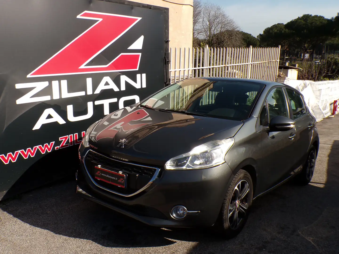 Peugeot 208 5p 1.2 e-vti NAVI..BLUETOOTH..CRUISE.. Grigio - 1