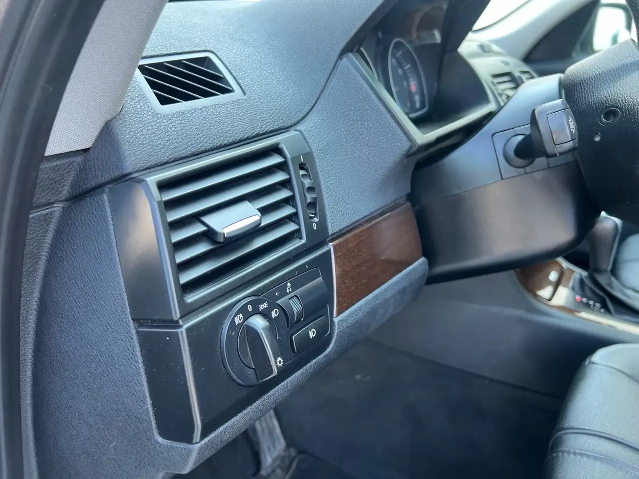 BMW X3 photo BMW X3
