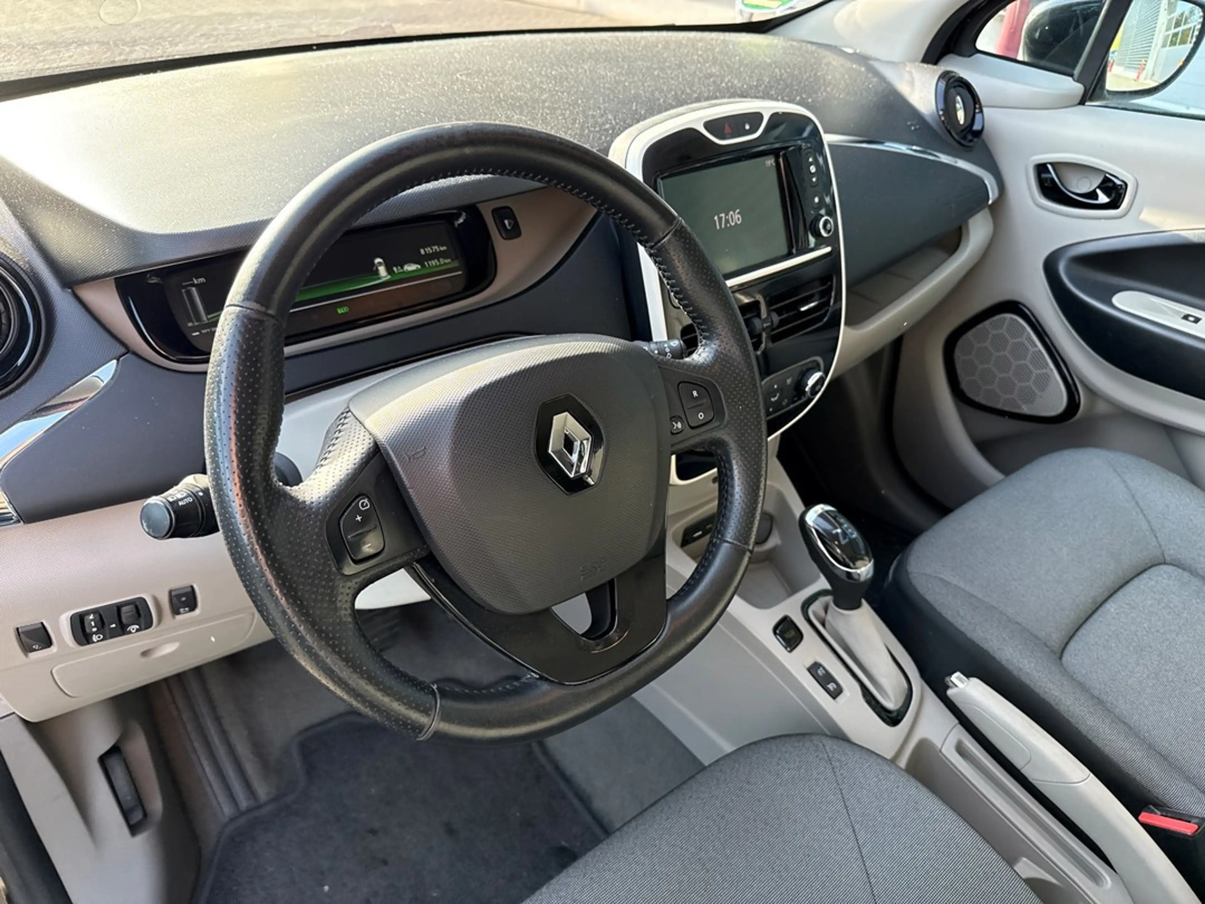 Renault ZOE Q210 Zen Quickcharge 22 kWh | Camera | Navigatie — photo 11