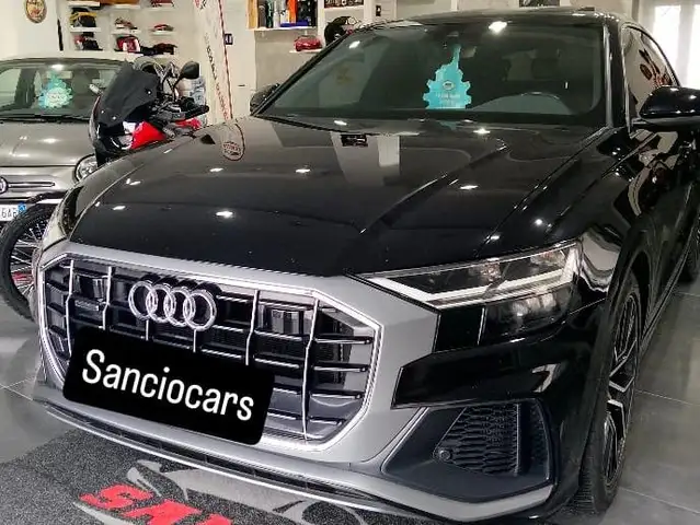 Audi Q8