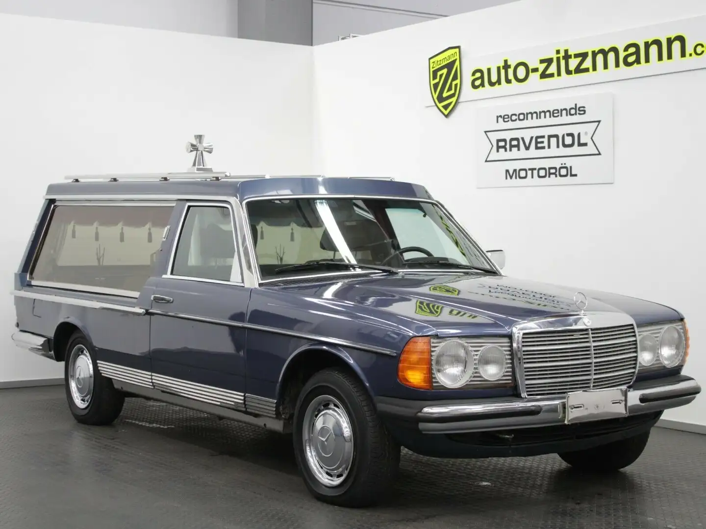 Mercedes-Benz 200 D | PILATO | BESTATTUNGSFAHRZEUG OLDTIMER Albastru - 1