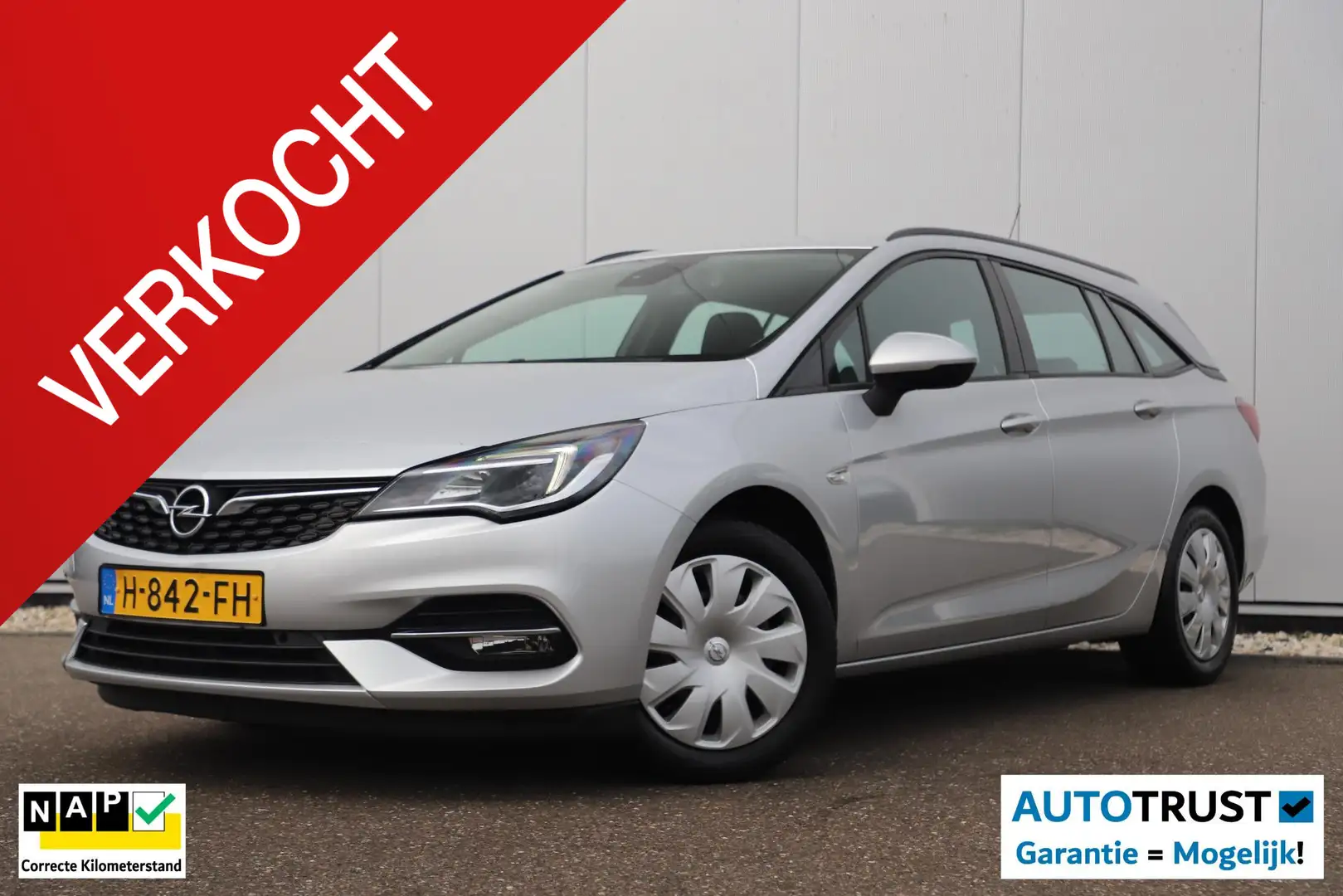 Opel Astra Sports Tourer 1.2 Business Edition 110PK Trekhaak Grigio - 1