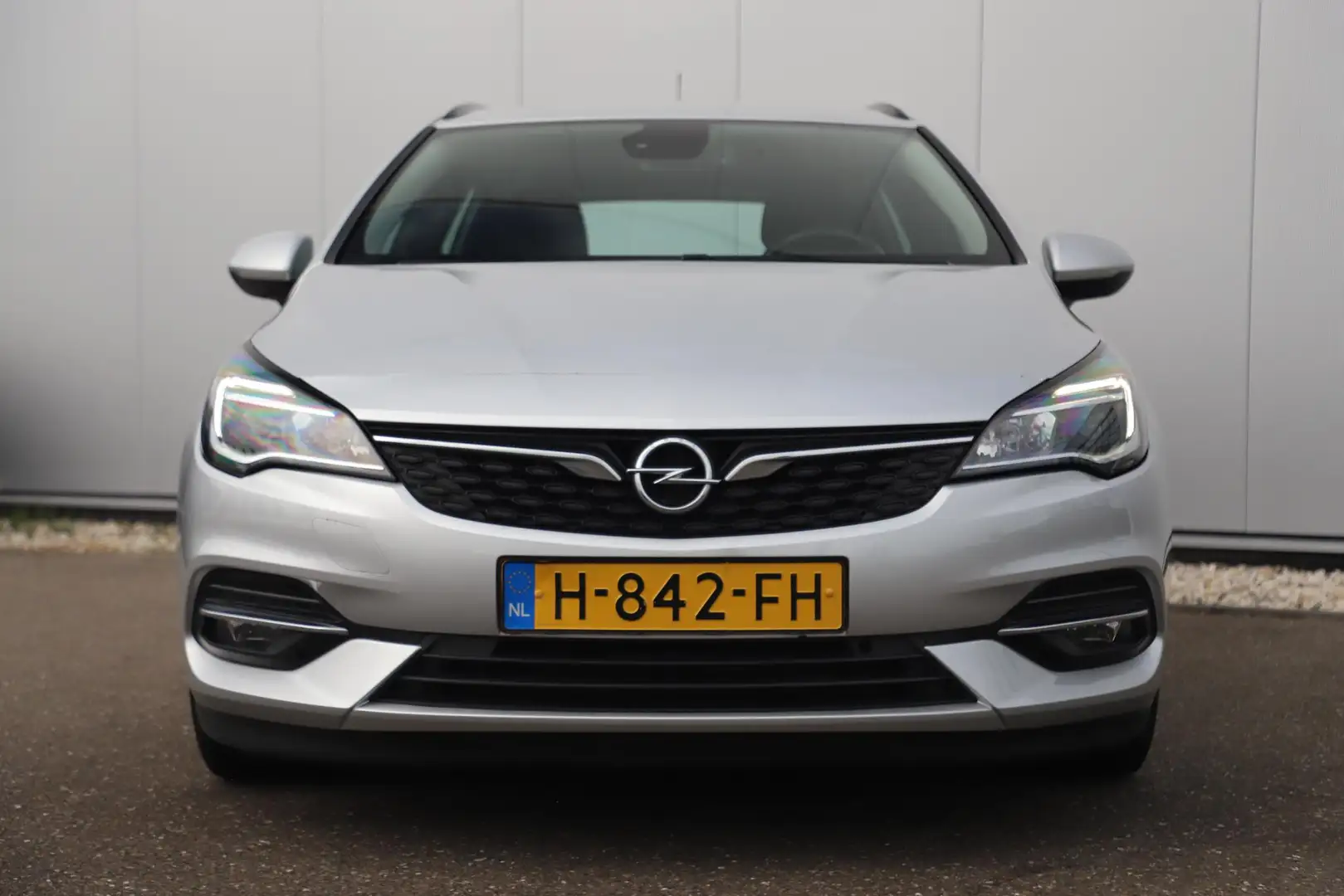 Opel Astra Sports Tourer 1.2 Business Edition 110PK Trekhaak Gris - 2