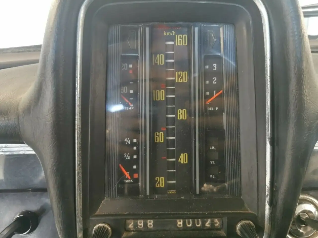 Mercedes-Benz 190 OLDTIMER 190 HECKFLOSSE IMPORT AUS SCHWEDEN, foto 5