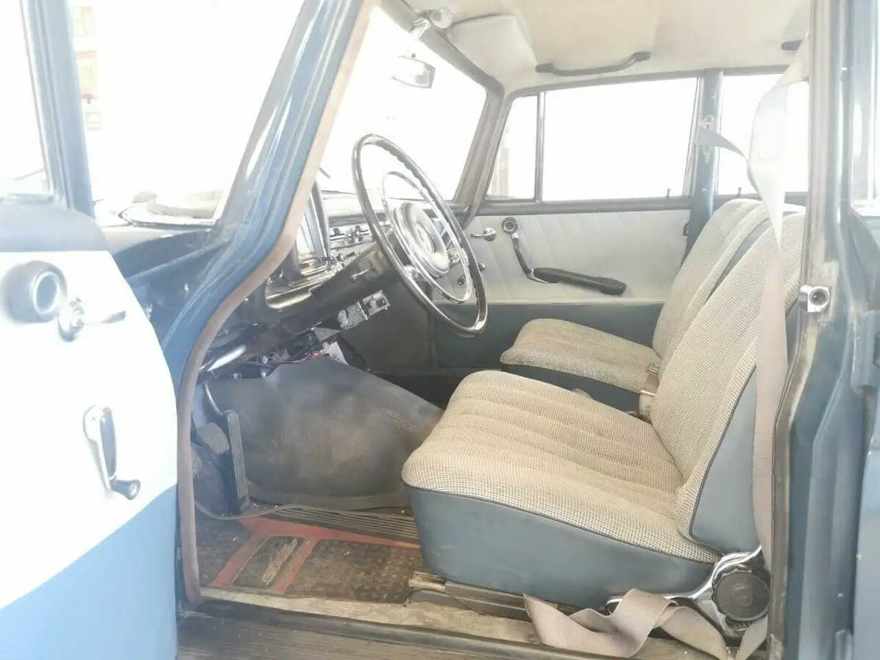 Mercedes-Benz 190 OLDTIMER 190 HECKFLOSSE IMPORT AUS SCHWEDEN, foto 4