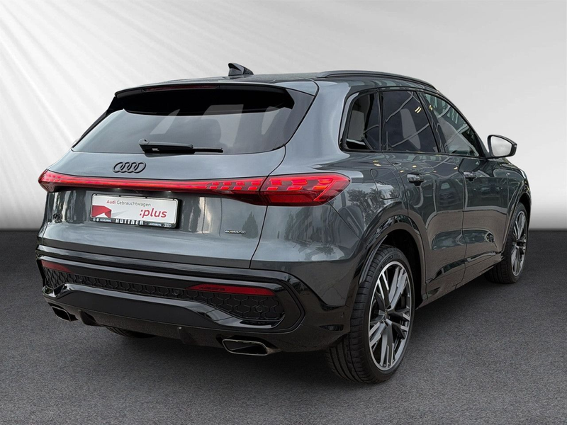 Audi Q5 SUV TFSI qu. edition one S line S tronic AHK — photo 3