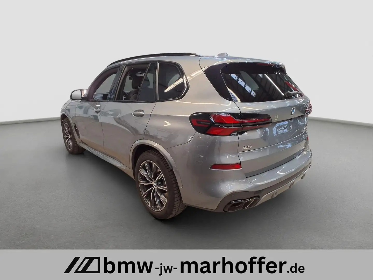 BMW X5 M60i xDrive MSport Luftfederun LP 141.370, Grau - 1