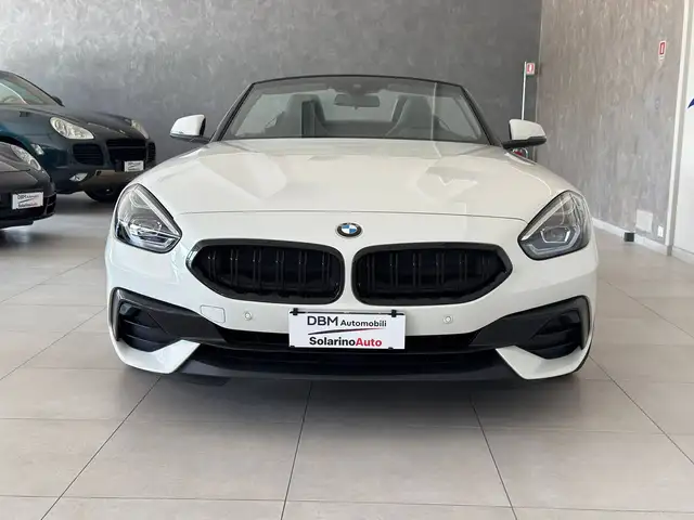 BMW Z4 view 7
