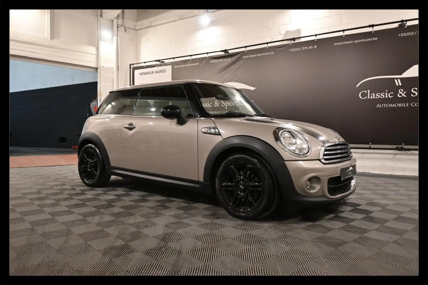 MINI One D Mini 1.6 D One Cambridge EURO 5 / CUIR / PDC !! Gris - 1